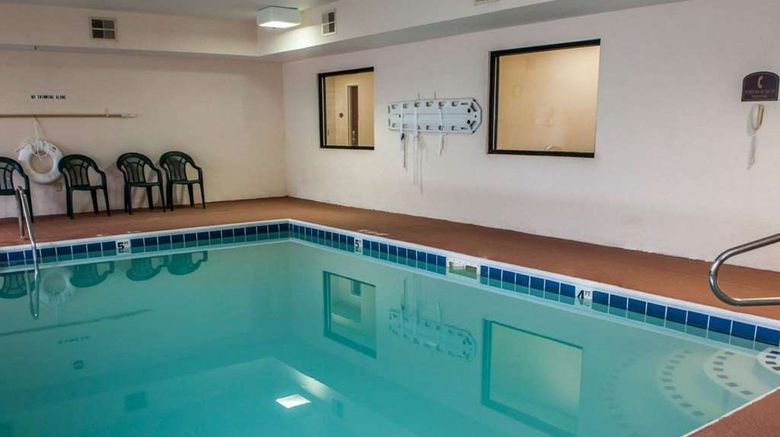 <b>Sleep Inn Pool</b>. Images powered by <a href="https://iceportal.shijigroup.com/" title="IcePortal" target="_blank">IcePortal</a>.