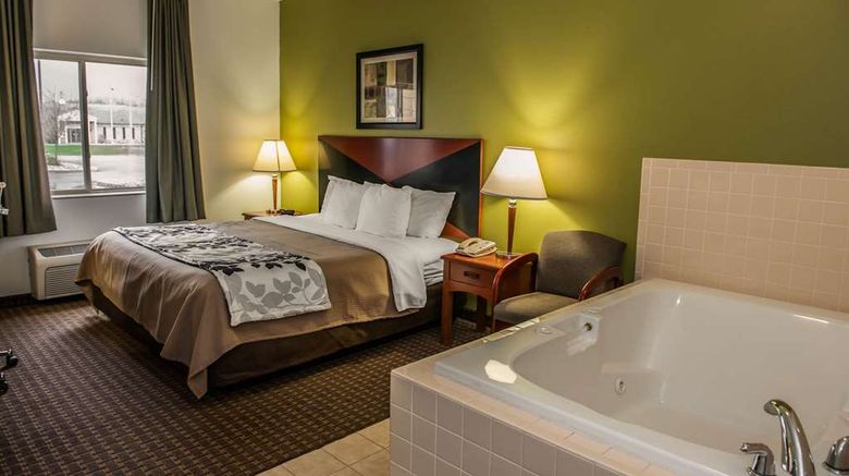 <b>Sleep Inn Suite</b>. Images powered by <a href="https://iceportal.shijigroup.com/" title="IcePortal" target="_blank">IcePortal</a>.