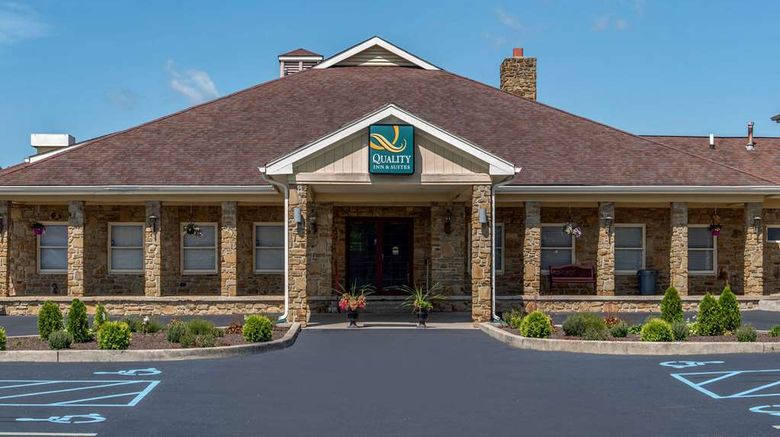 <b>Quality Inn & Suites Exterior</b>. Images powered by <a href="https://iceportal.shijigroup.com/" title="IcePortal" target="_blank">IcePortal</a>.