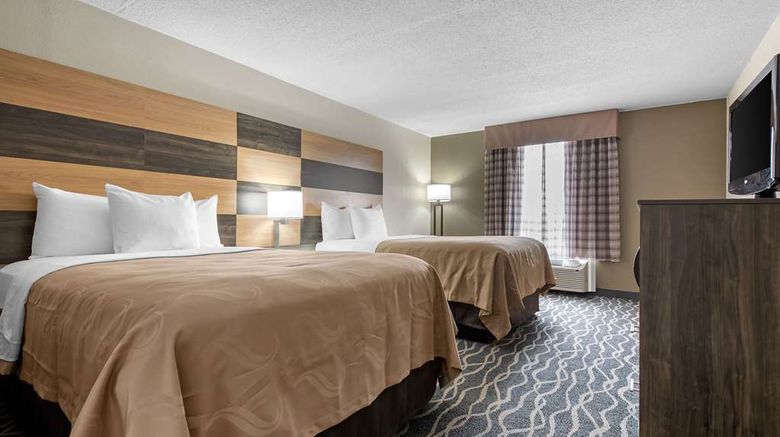 <b>Quality Inn & Suites Suite</b>. Images powered by <a href="https://iceportal.shijigroup.com/" title="IcePortal" target="_blank">IcePortal</a>.