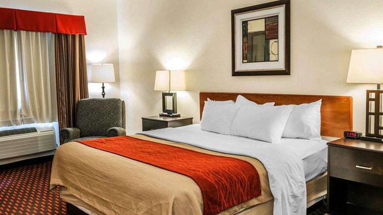 <b>Comfort Inn Room</b>. Images powered by <a href="https://iceportal.shijigroup.com/" title="IcePortal" target="_blank">IcePortal</a>.