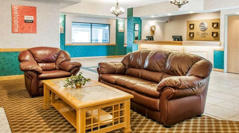 <b>Comfort Inn at Goshen Lobby</b>. Images powered by <a href="https://iceportal.shijigroup.com/" title="IcePortal" target="_blank">IcePortal</a>.