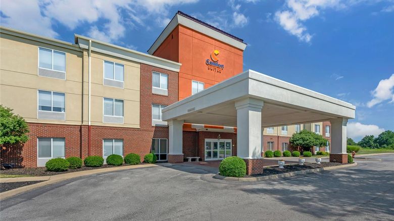 <b>Comfort Suites Exterior</b>. Images powered by <a href="https://iceportal.shijigroup.com/" title="IcePortal" target="_blank">IcePortal</a>.
