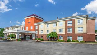 Comfort Suites