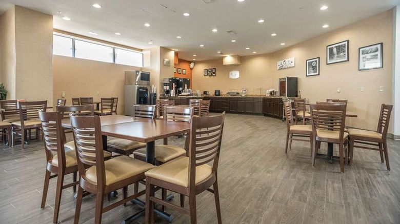 <b>Sleep Inn & Stes & Conference Center Restaurant</b>. Images powered by <a href="https://iceportal.shijigroup.com/" title="IcePortal" target="_blank">IcePortal</a>.