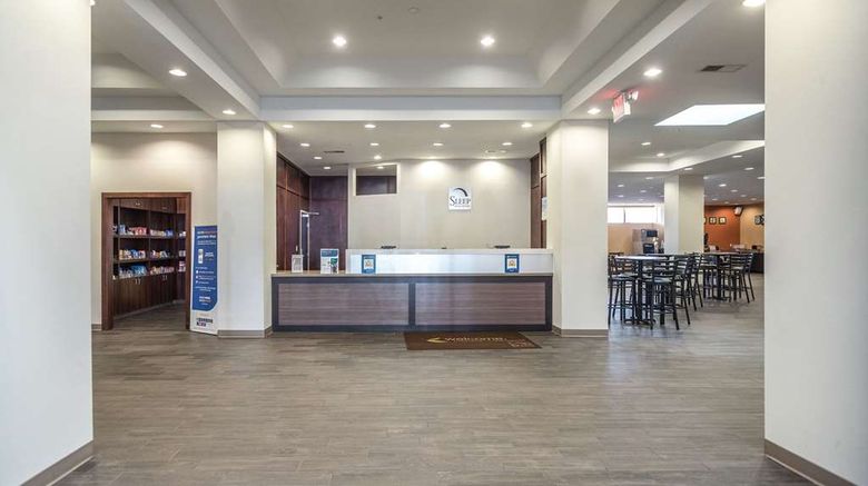 <b>Sleep Inn & Stes & Conference Center Lobby</b>. Images powered by <a href="https://iceportal.shijigroup.com/" title="IcePortal" target="_blank">IcePortal</a>.