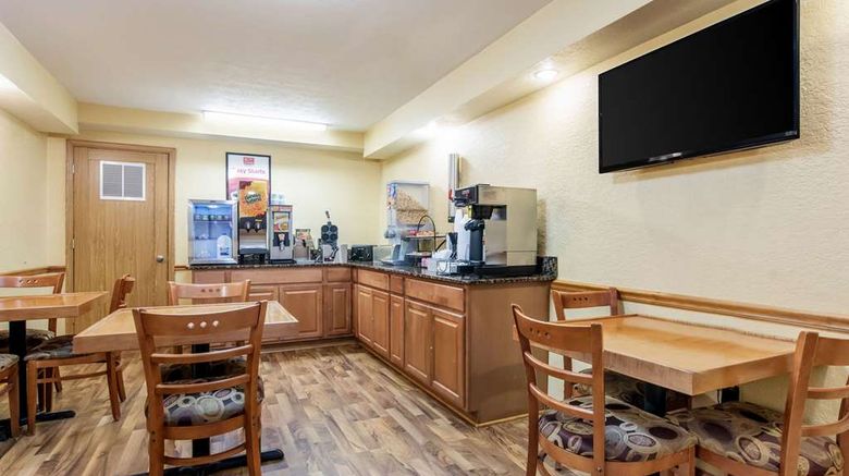 <b>Econo Lodge Cloverdale Restaurant</b>. Images powered by <a href="https://iceportal.shijigroup.com/" title="IcePortal" target="_blank">IcePortal</a>.