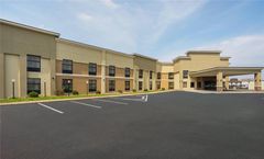 Clarion Inn & Suites Evansville