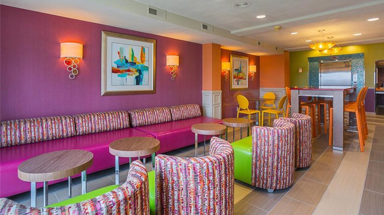 <b>Clarion Inn & Suites Evansville Restaurant</b>. Images powered by <a href="https://iceportal.shijigroup.com/" title="IcePortal" target="_blank">IcePortal</a>.