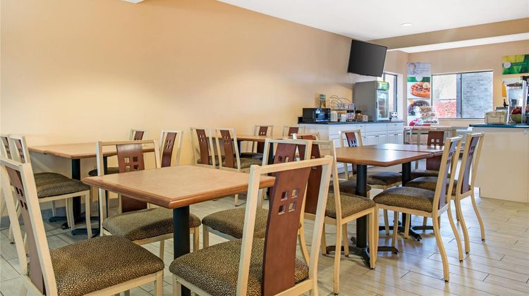 Quality Inn Noblesville Restaurant