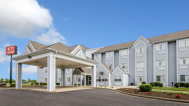 Econo Lodge Inn and Suites Evansville East Exterior