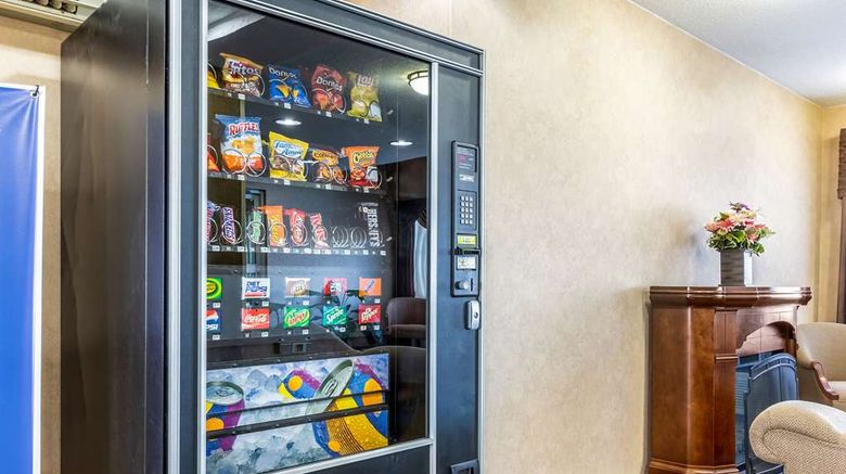 <b>Econo Lodge Inn and Suites Evansville East Other</b>. Images powered by <a href="https://iceportal.shijigroup.com/" title="IcePortal" target="_blank">IcePortal</a>.