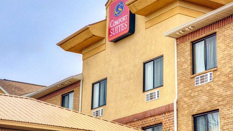 Comfort Suites Plymouth Near US-30 Exterior