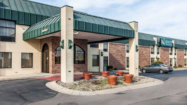 Quality Inn Exterior