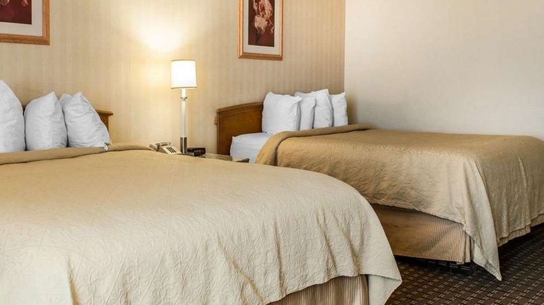<b>Quality Inn Room</b>. Images powered by <a href="https://iceportal.shijigroup.com/" title="IcePortal" target="_blank">IcePortal</a>.