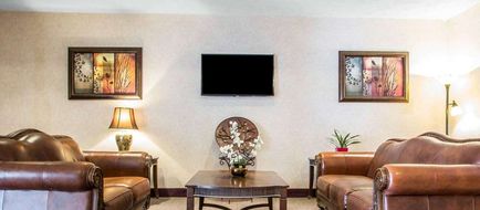 Quality Inn Lobby