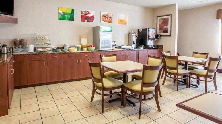 <b>Quality Inn Restaurant</b>. Images powered by <a href="https://iceportal.shijigroup.com/" title="IcePortal" target="_blank">IcePortal</a>.
