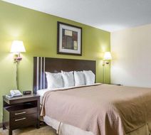 Quality Inn Room