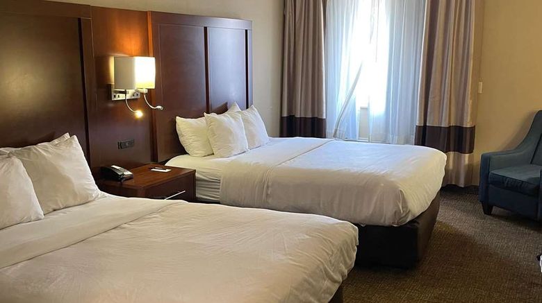 <b>Comfort Inn Indianapolis Room</b>. Images powered by <a href="https://iceportal.shijigroup.com/" title="IcePortal" target="_blank">IcePortal</a>.