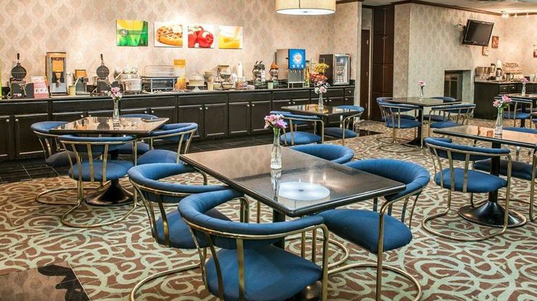<b>Quality Inn Restaurant</b>. Images powered by <a href="https://iceportal.shijigroup.com/" title="IcePortal" target="_blank">IcePortal</a>.