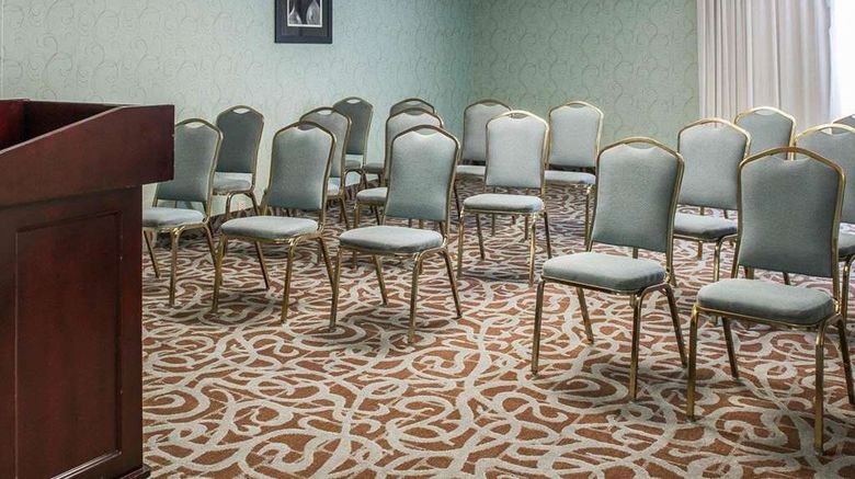 <b>Quality Inn Meeting</b>. Images powered by <a href="https://iceportal.shijigroup.com/" title="IcePortal" target="_blank">IcePortal</a>.