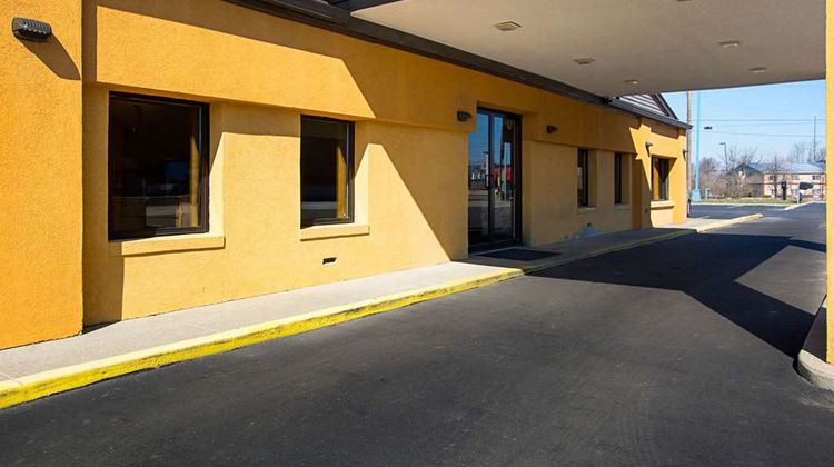 Quality Inn Exterior