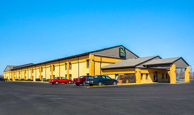 Quality Inn Exterior