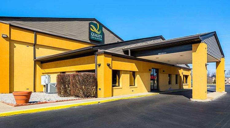 Quality Inn Exterior