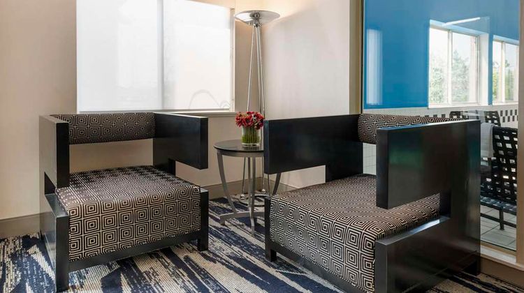 Comfort Inn Edinburgh Lobby