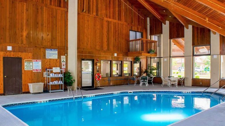 <b>Quality Inn Plainfield Pool</b>. Images powered by <a href="https://iceportal.shijigroup.com/" title="IcePortal" target="_blank">IcePortal</a>.