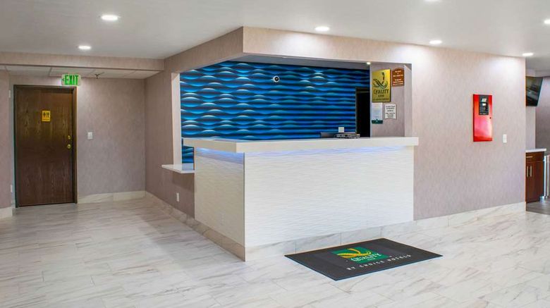 <b>Quality Inn Plainfield Lobby</b>. Images powered by <a href="https://iceportal.shijigroup.com/" title="IcePortal" target="_blank">IcePortal</a>.