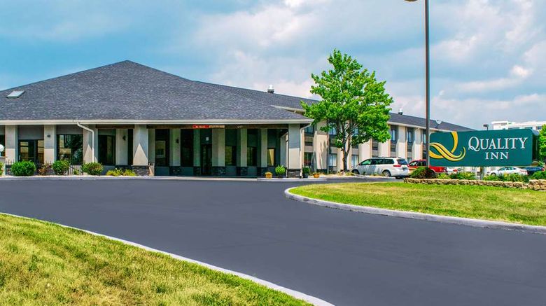 <b>Quality Inn Plainfield Exterior</b>. Images powered by <a href="https://iceportal.shijigroup.com/" title="IcePortal" target="_blank">IcePortal</a>.
