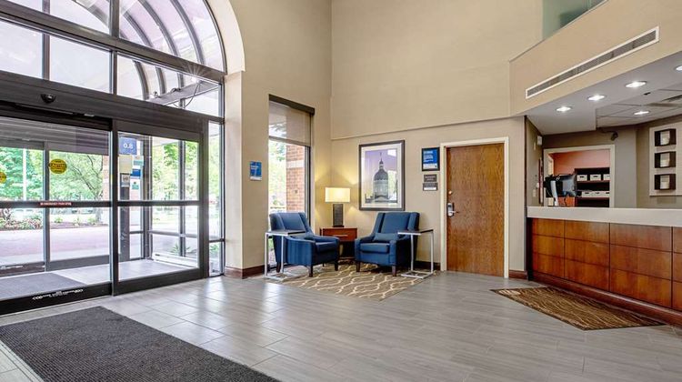 Comfort Inn Indianapolis North-Carmel Lobby