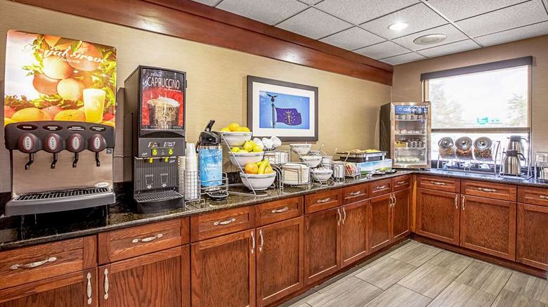 <b>Comfort Inn Indianapolis North-Carmel Restaurant</b>. Images powered by <a href="https://iceportal.shijigroup.com/" title="IcePortal" target="_blank">IcePortal</a>.