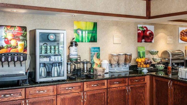 <b>Quality Inn Indianapolis Restaurant</b>. Images powered by <a href="https://iceportal.shijigroup.com/" title="IcePortal" target="_blank">IcePortal</a>.
