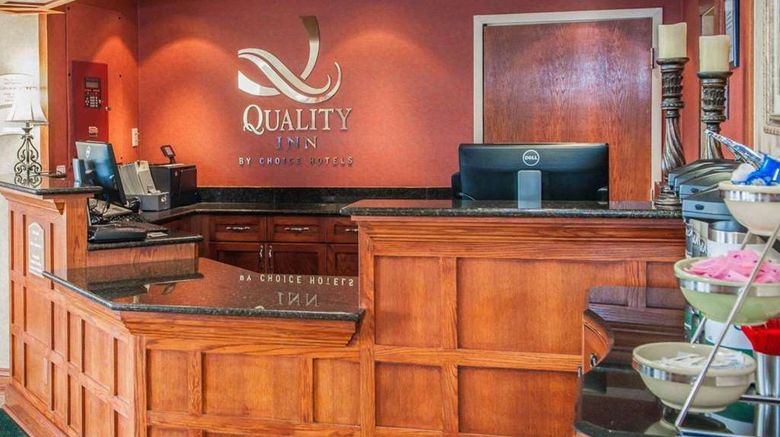 <b>Quality Inn Indianapolis Lobby</b>. Images powered by <a href="https://iceportal.shijigroup.com/" title="IcePortal" target="_blank">IcePortal</a>.