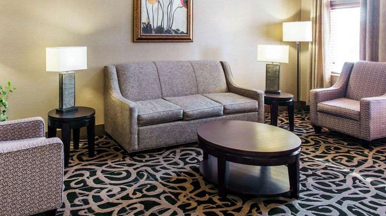 <b>Comfort Inn Lobby</b>. Images powered by <a href="https://iceportal.shijigroup.com/" title="IcePortal" target="_blank">IcePortal</a>.