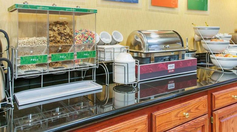 <b>Comfort Inn Restaurant</b>. Images powered by <a href="https://iceportal.shijigroup.com/" title="IcePortal" target="_blank">IcePortal</a>.