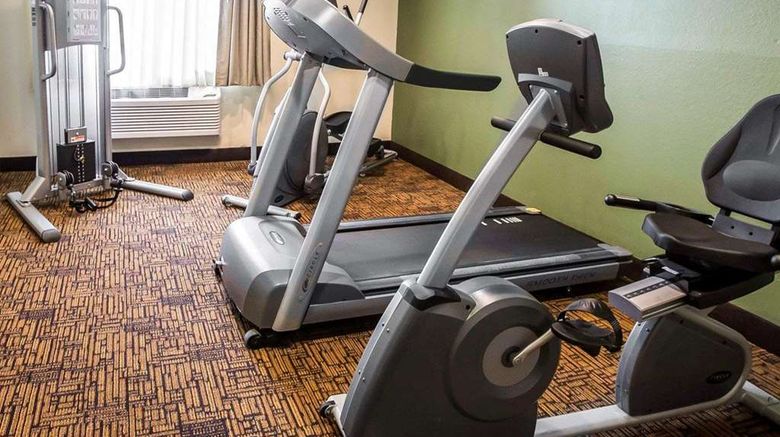 <b>Quality Inn Chesterton Health</b>. Images powered by <a href="https://iceportal.shijigroup.com/" title="IcePortal" target="_blank">IcePortal</a>.