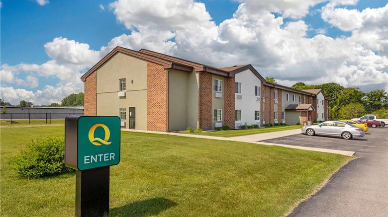 <b>Quality Inn Chesterton Exterior</b>. Images powered by <a href="https://iceportal.shijigroup.com/" title="IcePortal" target="_blank">IcePortal</a>.