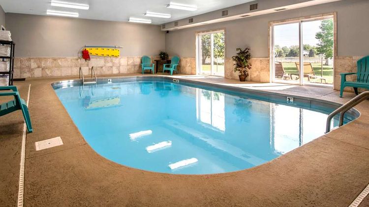 Econo Lodge Shelbyville Pool