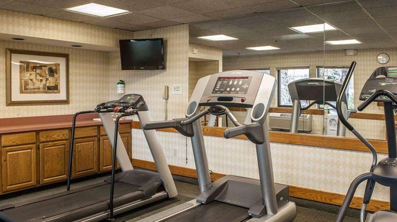 <b>Quality Inn & Suites, Goshen Health</b>. Images powered by <a href="https://iceportal.shijigroup.com/" title="IcePortal" target="_blank">IcePortal</a>.