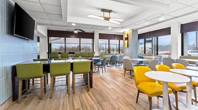 Comfort Inn & Suites Evansville Airport Restaurant