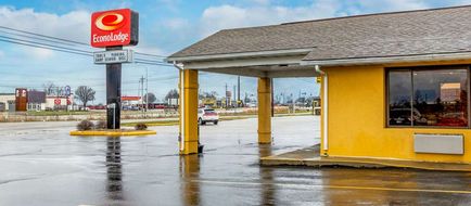 Econo Lodge Exterior