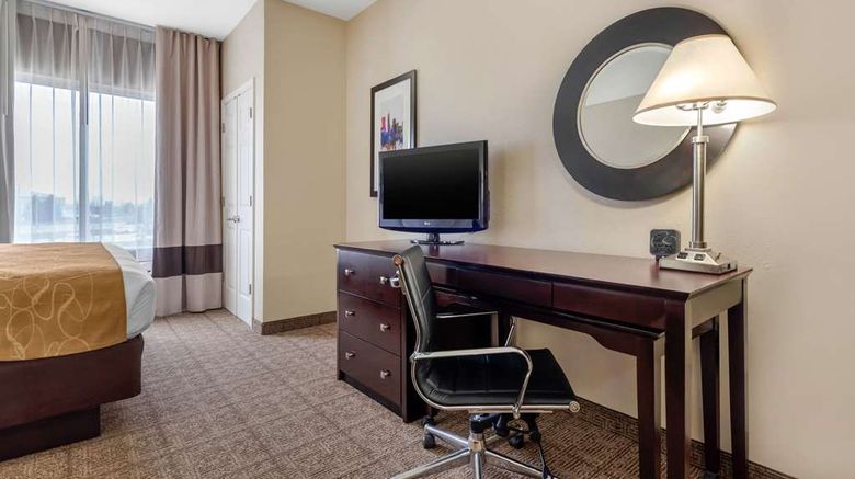 <b>Comfort Suites Lafayette Suite</b>. Images powered by <a href="https://iceportal.shijigroup.com/" title="IcePortal" target="_blank">IcePortal</a>.