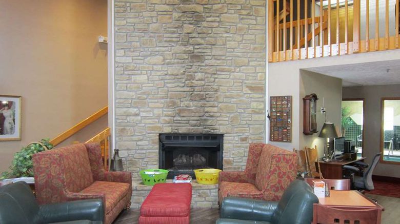 <b>Quality Inn Lobby</b>. Images powered by <a href="https://iceportal.shijigroup.com/" title="IcePortal" target="_blank">IcePortal</a>.