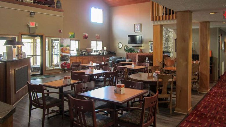 <b>Quality Inn Restaurant</b>. Images powered by <a href="https://iceportal.shijigroup.com/" title="IcePortal" target="_blank">IcePortal</a>.
