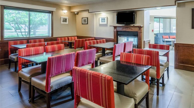 <b>Comfort Inn and Suites West Springfield Restaurant</b>. Images powered by <a href="https://iceportal.shijigroup.com/" title="IcePortal" target="_blank">IcePortal</a>.