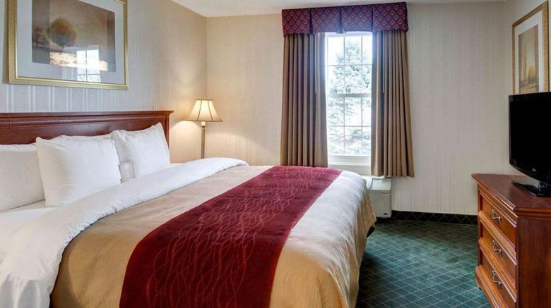 <b>Comfort Inn Foxboro - Mansfield Suite</b>. Images powered by <a href="https://iceportal.shijigroup.com/" title="IcePortal" target="_blank">IcePortal</a>.