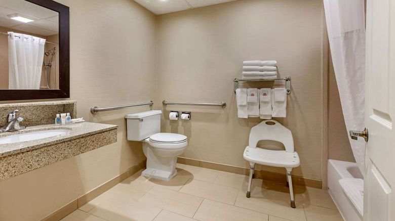 <b>Comfort Inn Auburn-Worcester Room</b>. Images powered by <a href="https://iceportal.shijigroup.com/" title="IcePortal" target="_blank">IcePortal</a>.